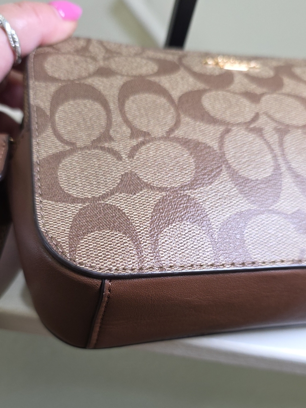 COACH 91677 Mini Camera Bag in Khaki Signature Print Goldtone Hardware Like New - Picture 9 of 16